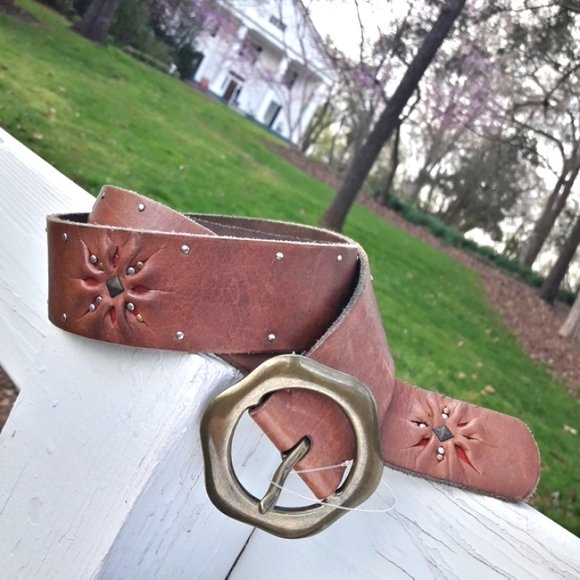 Genuine Leather Belt Metal Studs  Embellished Distressed Cut Out Sunflower 31-34 - Picture 14 of 16